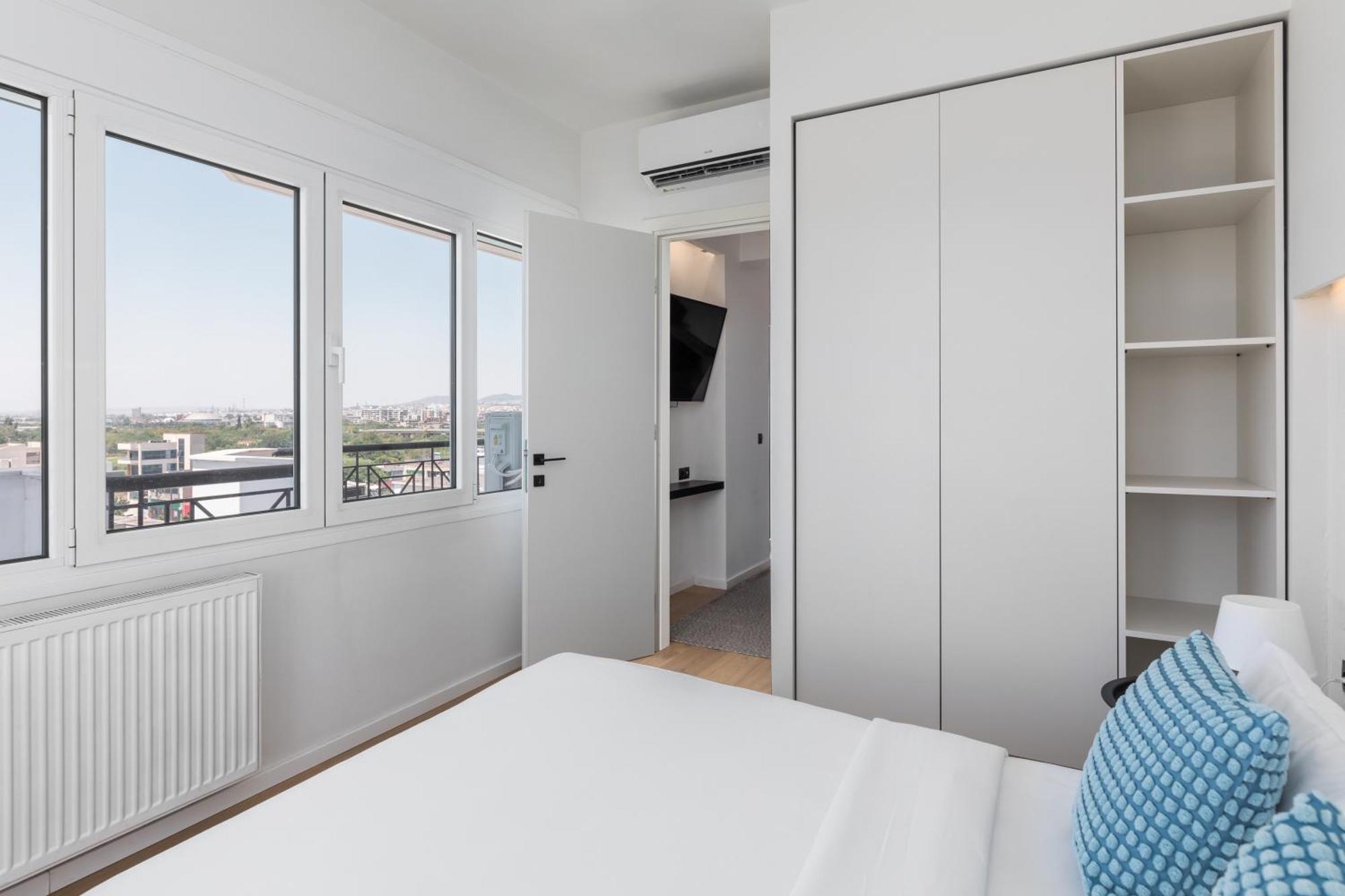 Celine By Halu!, Spacious Apartments Next To Business Hub เทสซาโลนิกิ ภายนอก รูปภาพ